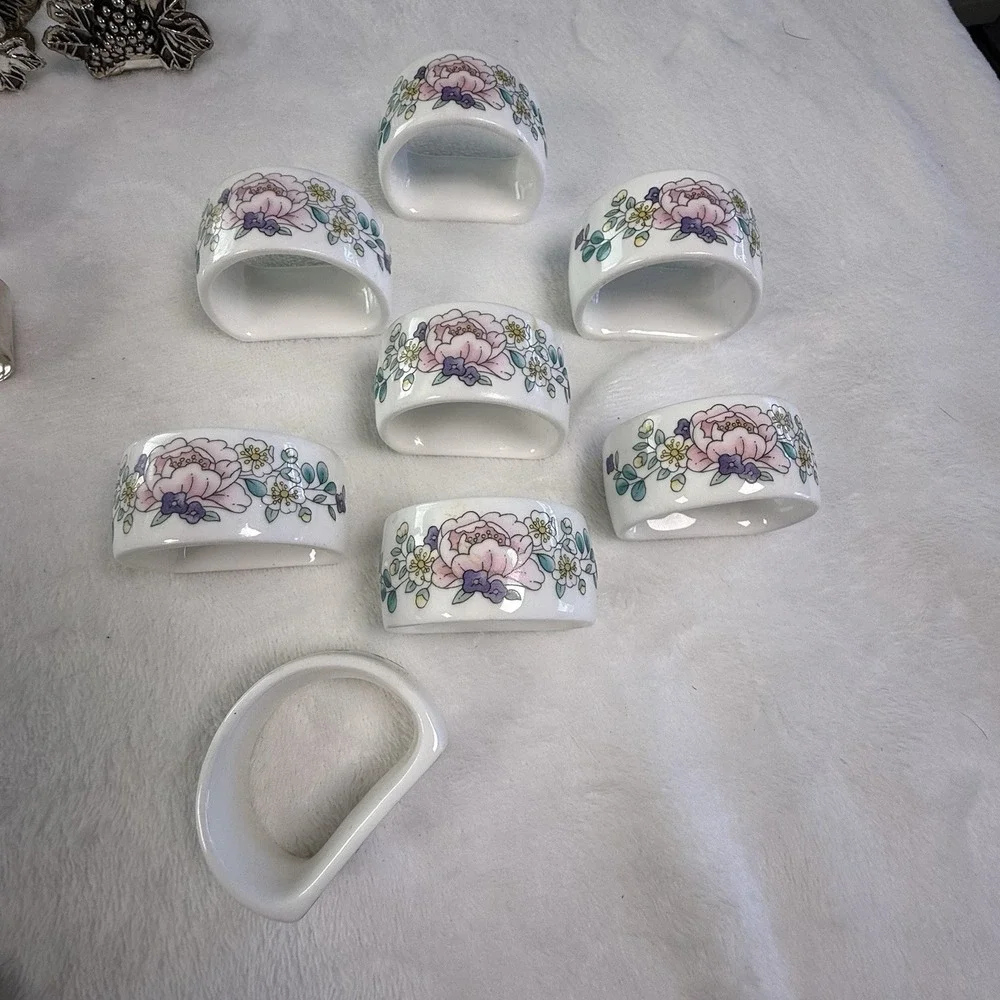 Vintage Napkin Rings Mixed Lot 44 Metal Porcelain Floral Grape Teapot Tableware